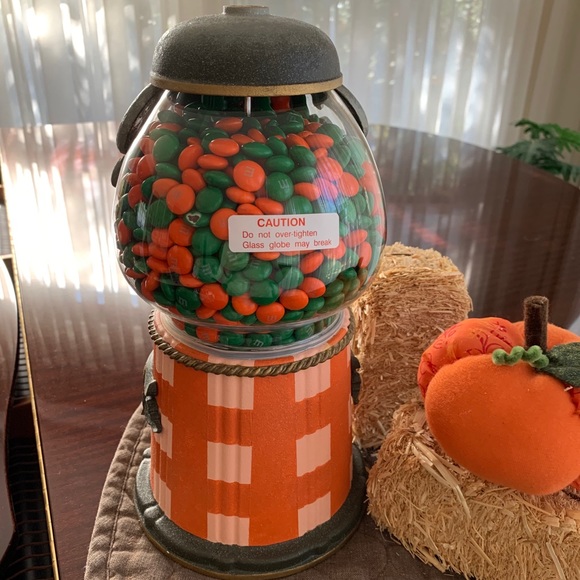 💚 11” Hand Painted Carousel Gum Ball Machine Bank - Picture 7 of 7